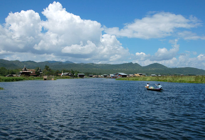 Inle Lake, Tranquil Sea in the Mountains