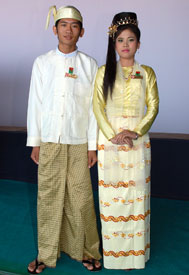 myanmar-couple 2