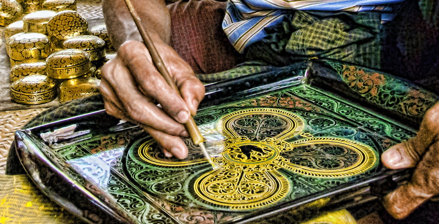 Pantaut (the art of making floral designs using masonry)