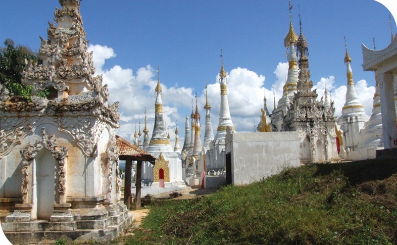 Taungto Mwal Taw Pagodas