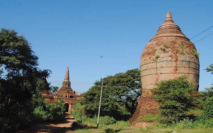 Ngakywenadaung Pagoda