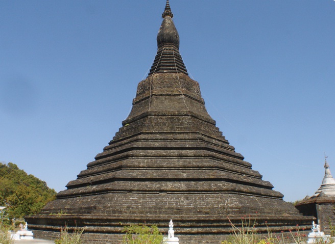 Yadanar Man Aung Pagoda